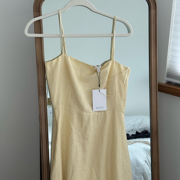 Butter Yellow Midi Dress WAYF NWT - Picture 6 of 8